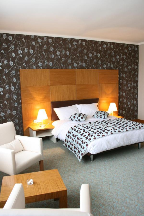 Grand Nur Plaza Hotel Актау Экстерьер фото