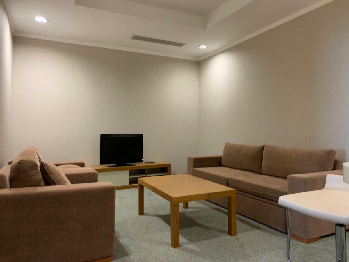 Grand Nur Plaza Hotel Актау Экстерьер фото