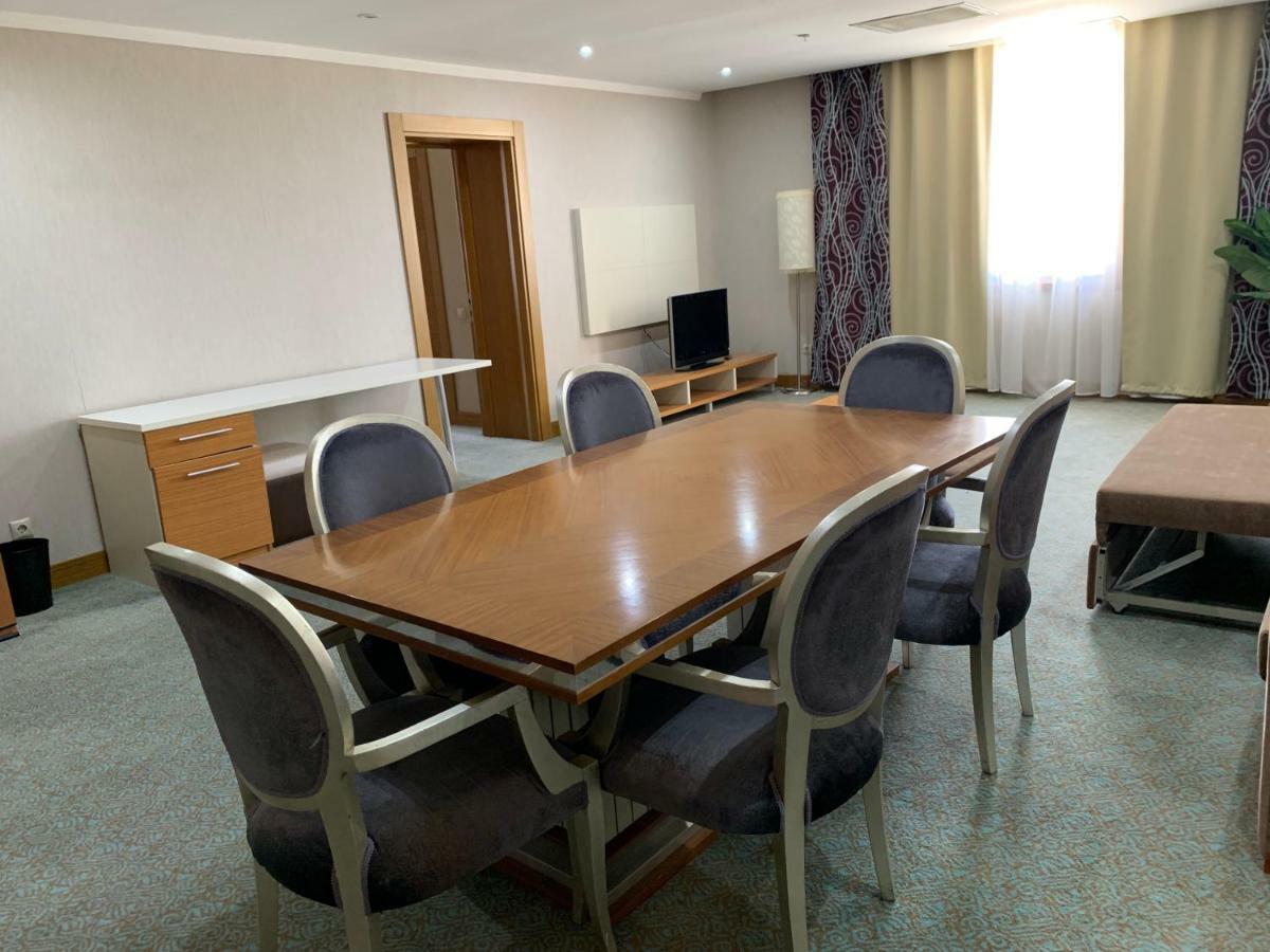 Grand Nur Plaza Hotel Актау Экстерьер фото
